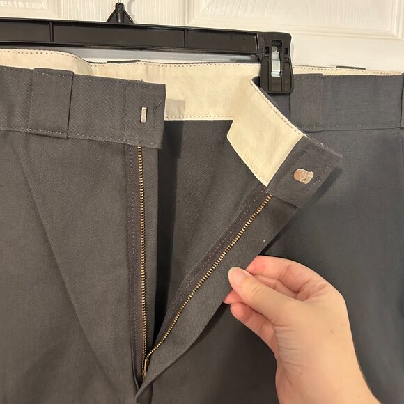 Dickies Relaxed Fit Pocket Work Shorts, sz 46 - Picture 5 of 10